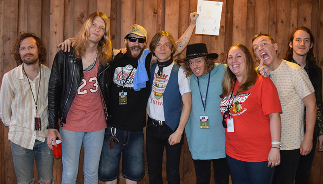 Photos: PIQNIQ – Cage The Elephant Meet & Greet