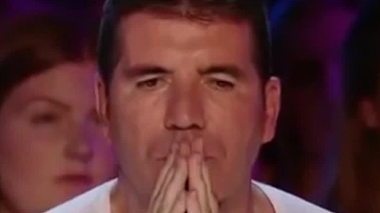 What’s up with Simon Cowell’s face