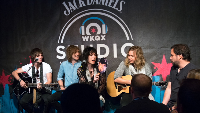 Pictures: The Struts in Studio 7