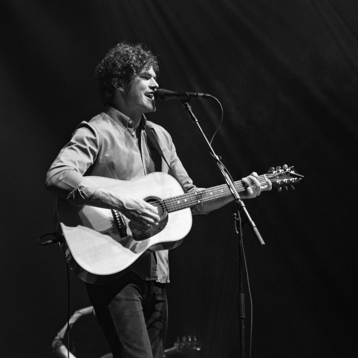 Vance Joy at The Riv