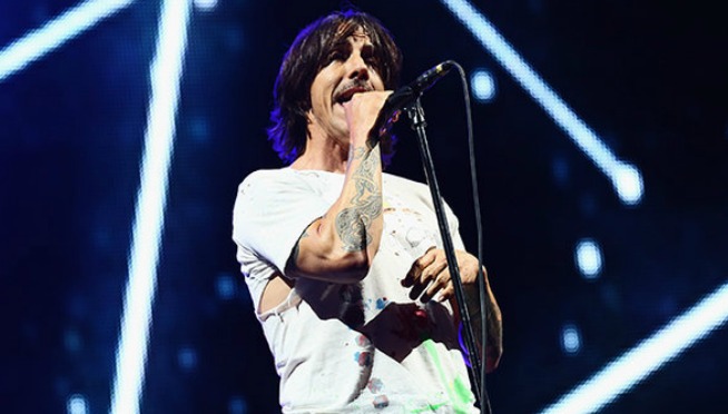Red Hot Chili Peppers’ Anthony Kiedis Hospitalized, Band Cancels Headlining Slot