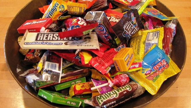 Free candy if the Halloween date gets changed