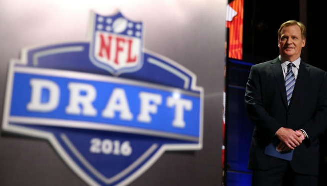 After two years in Chicago, NFL to announce that 2017 draft headed to Philly