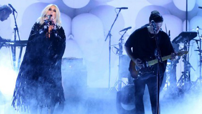 New Phantogram Track “Calling All”
