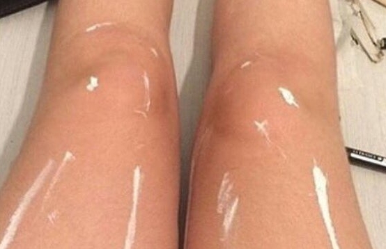 Shiny Legs or Paint?