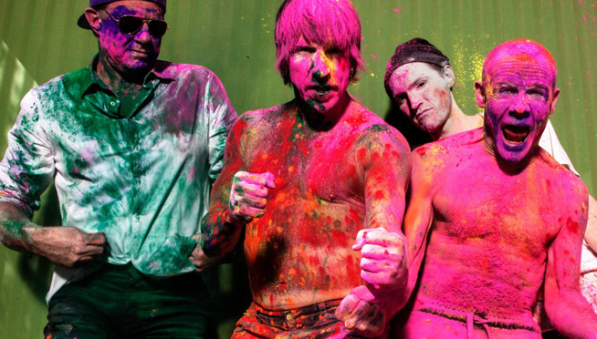 Red Hot Chili Peppers’ “Californication” hits one Billion views.