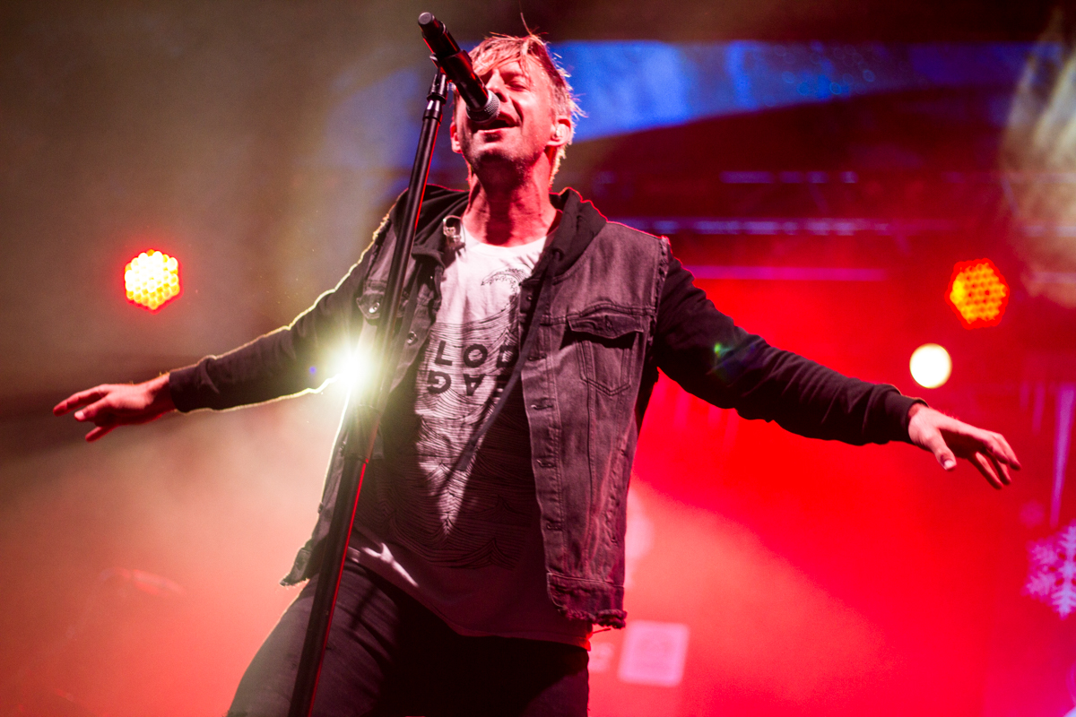switchfoot-2016-the-nights-we-stole-christmas-101wkqx-11